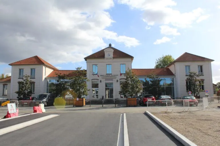 Ozoir-la-Ferrière  (77330)